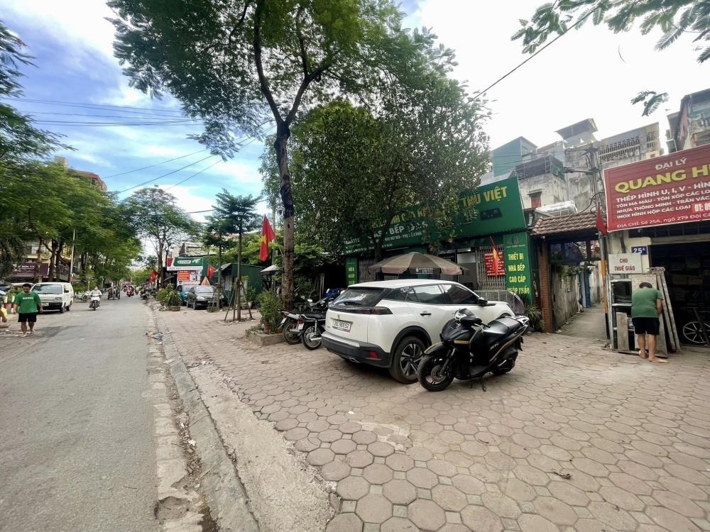 Bán nhà Đội Cấn 5 tầng, Full Nội thất, Vị trí đẹp - 0365676668