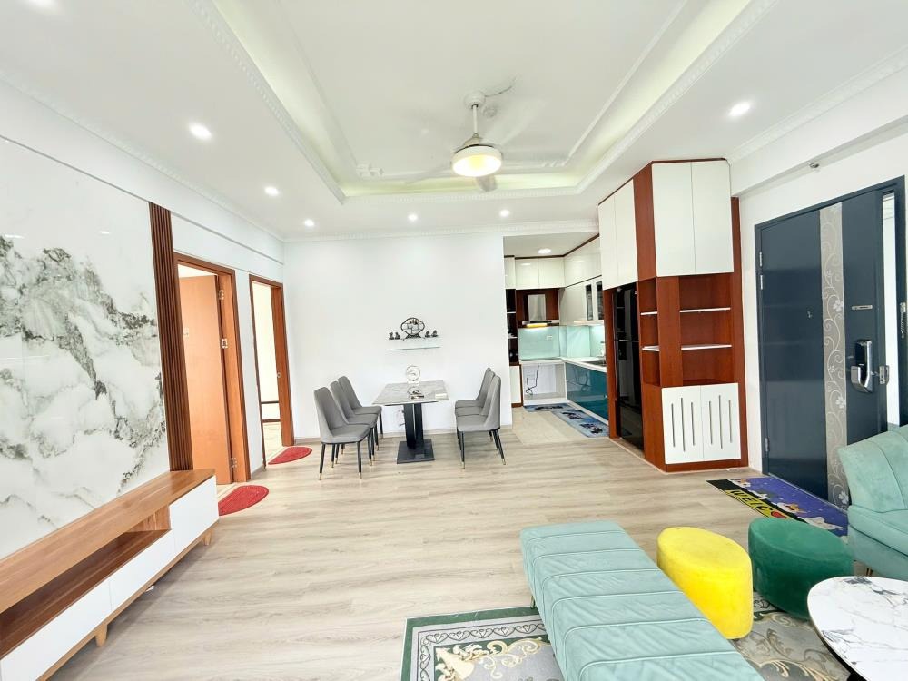 Chính chủ bán nhanh căn hộ góc view hồ, full nội thất tại Thanh Hà, Hà Đông