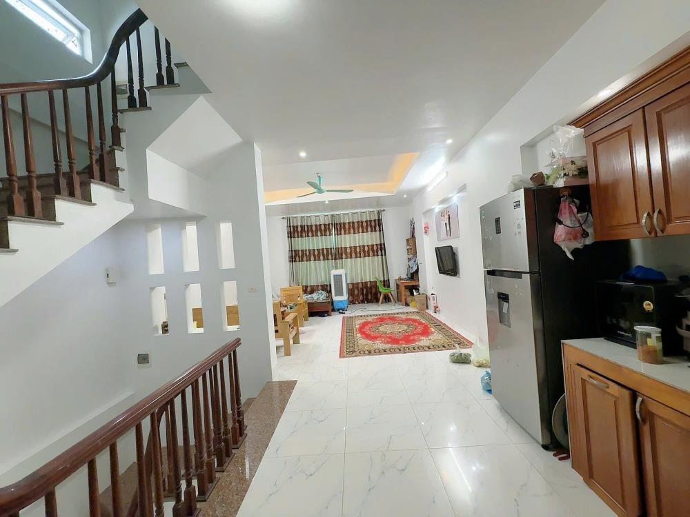 Bán Liền Kề Mậu Lương 65m2, 3 Tầng, Kinh Doanh Đắt Lợi - Giá 14.8 tỷ