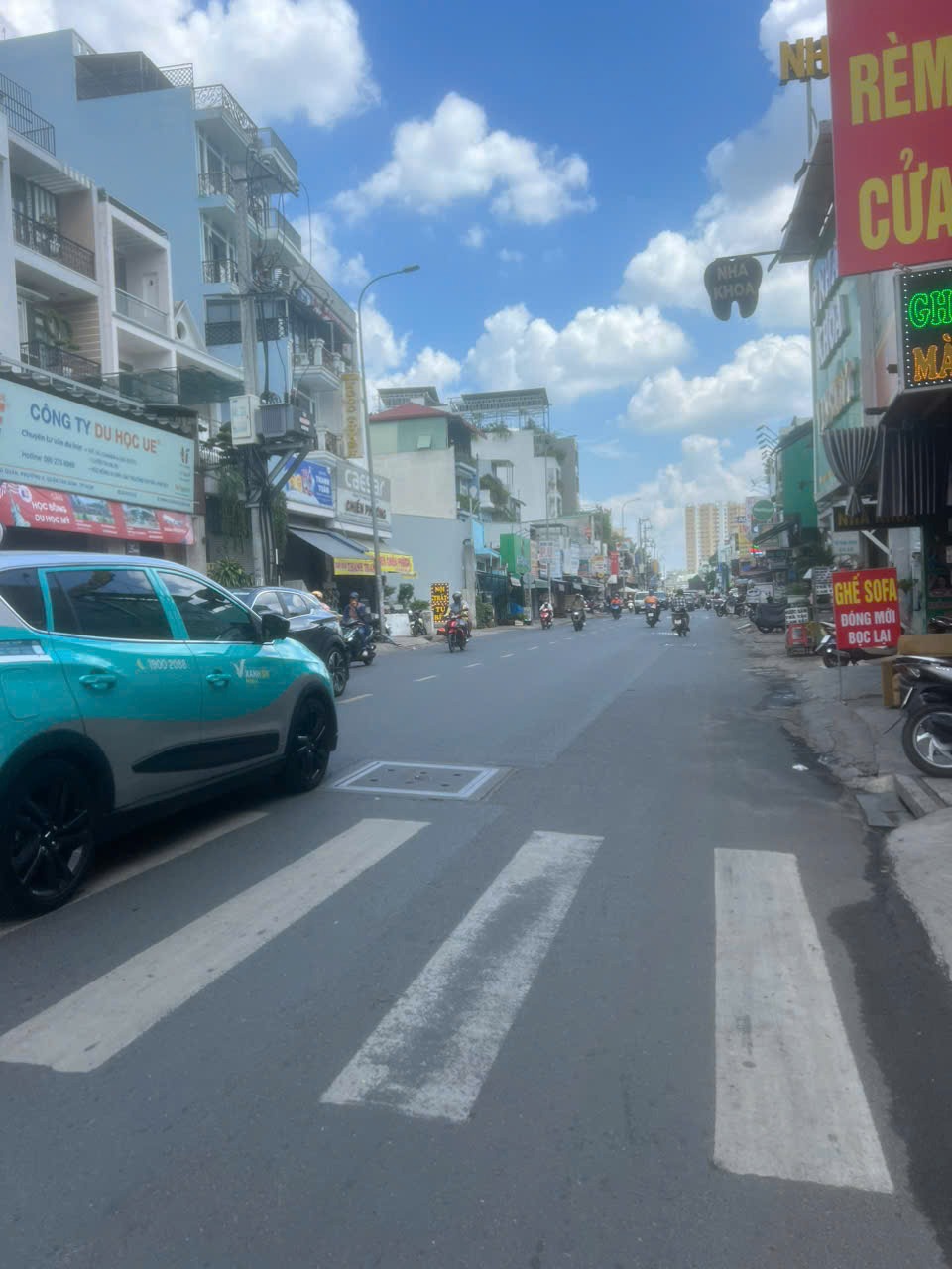 Bán Gấp Mặt Tiền Lạc Long Quân, Quận Tân Bình - Vị Trí Đắc Địa, Giá Tốt