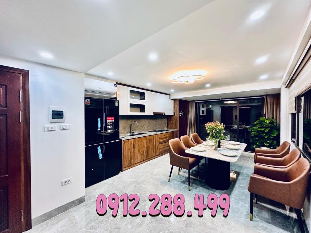 Bán nhà Hai Bà Trưng 36m2 x 7 tầng, thang máy, lô góc, full nội thất - 9.8 tỷ