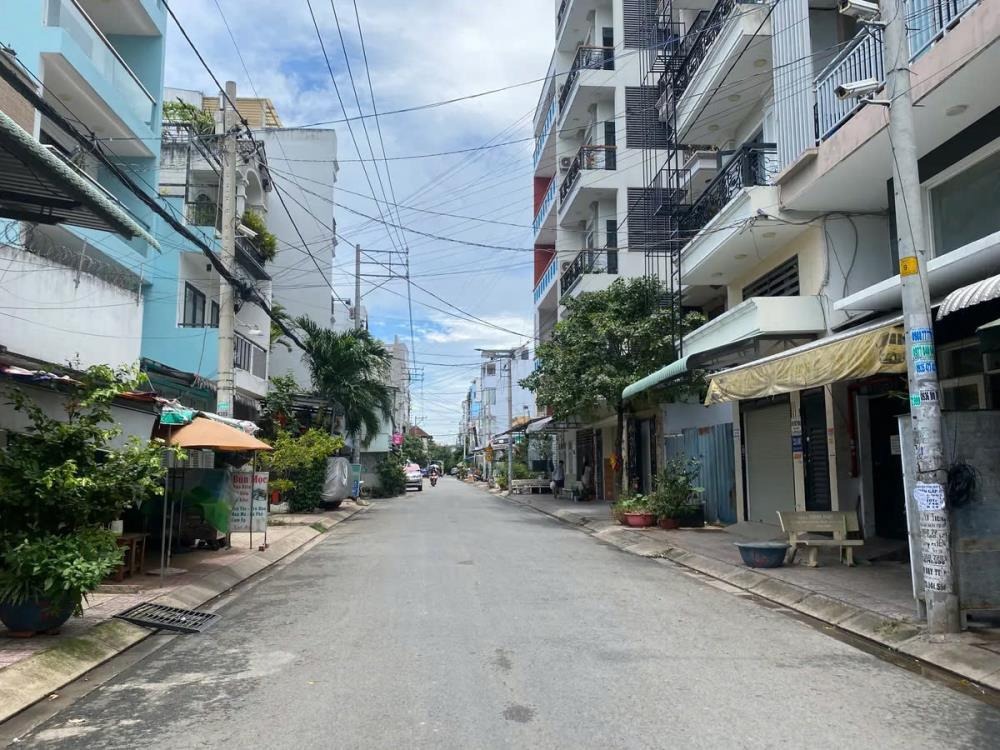 Nhà 2 Mặt Hẻm Tân Phú - 104m², Giá 12.8 Tỷ - Kinh Doanh, Ở, Đầu Tư