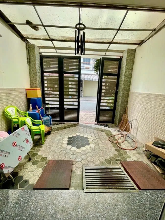 Nhà 2 Mặt Hẻm Tân Phú - 104m², Giá 12.8 Tỷ - Kinh Doanh, Ở, Đầu Tư