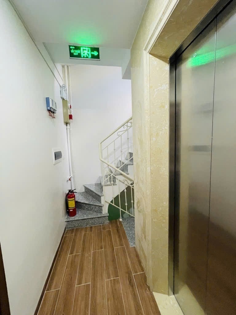 Tòa căn hộ dịch vụ Thụy Khuê - View Hồ Tây - Dòng tiền ổn định