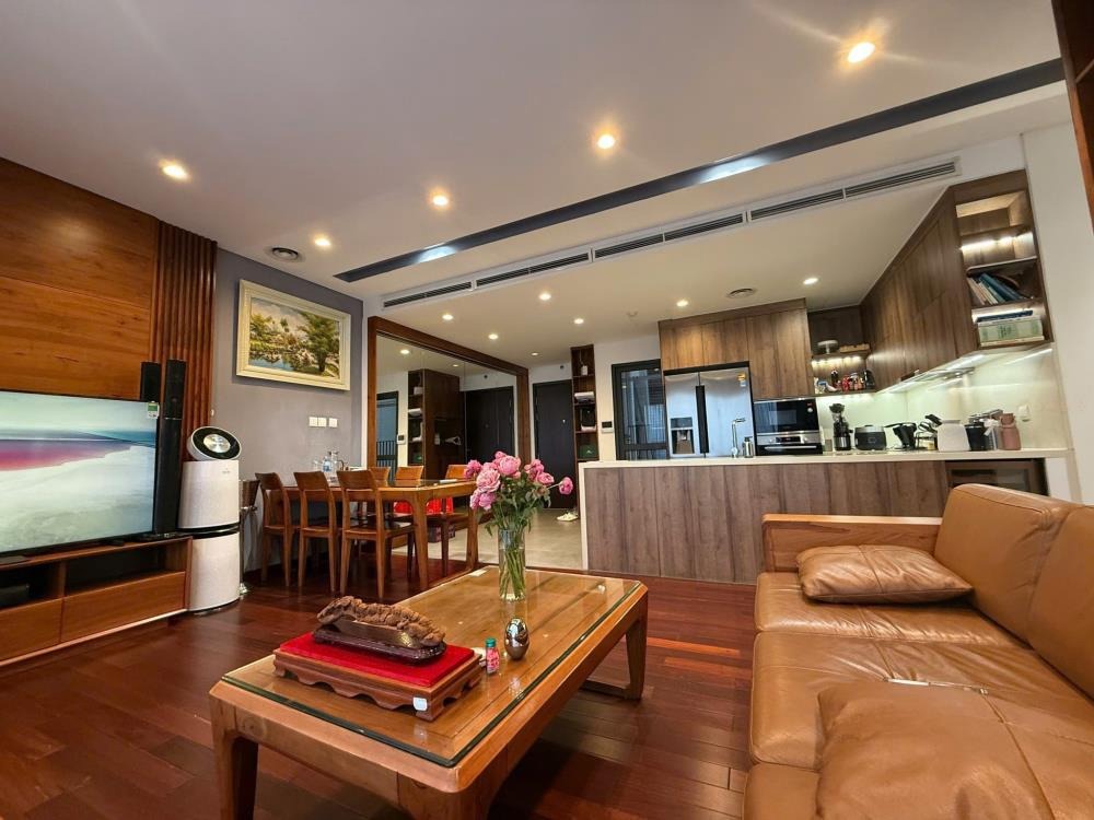 Bán Nhanh Căn 3PN Vinhomes D’Capitale - View Hồ Đẹp Nhất