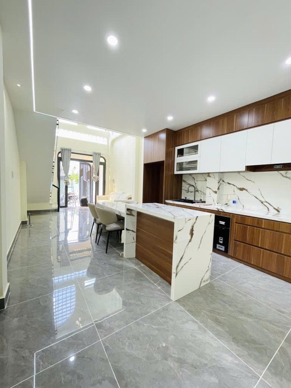 Nhà Mới 2 Tầng, HXT 67m2, Vị Trí Đắc Địa Quận 12