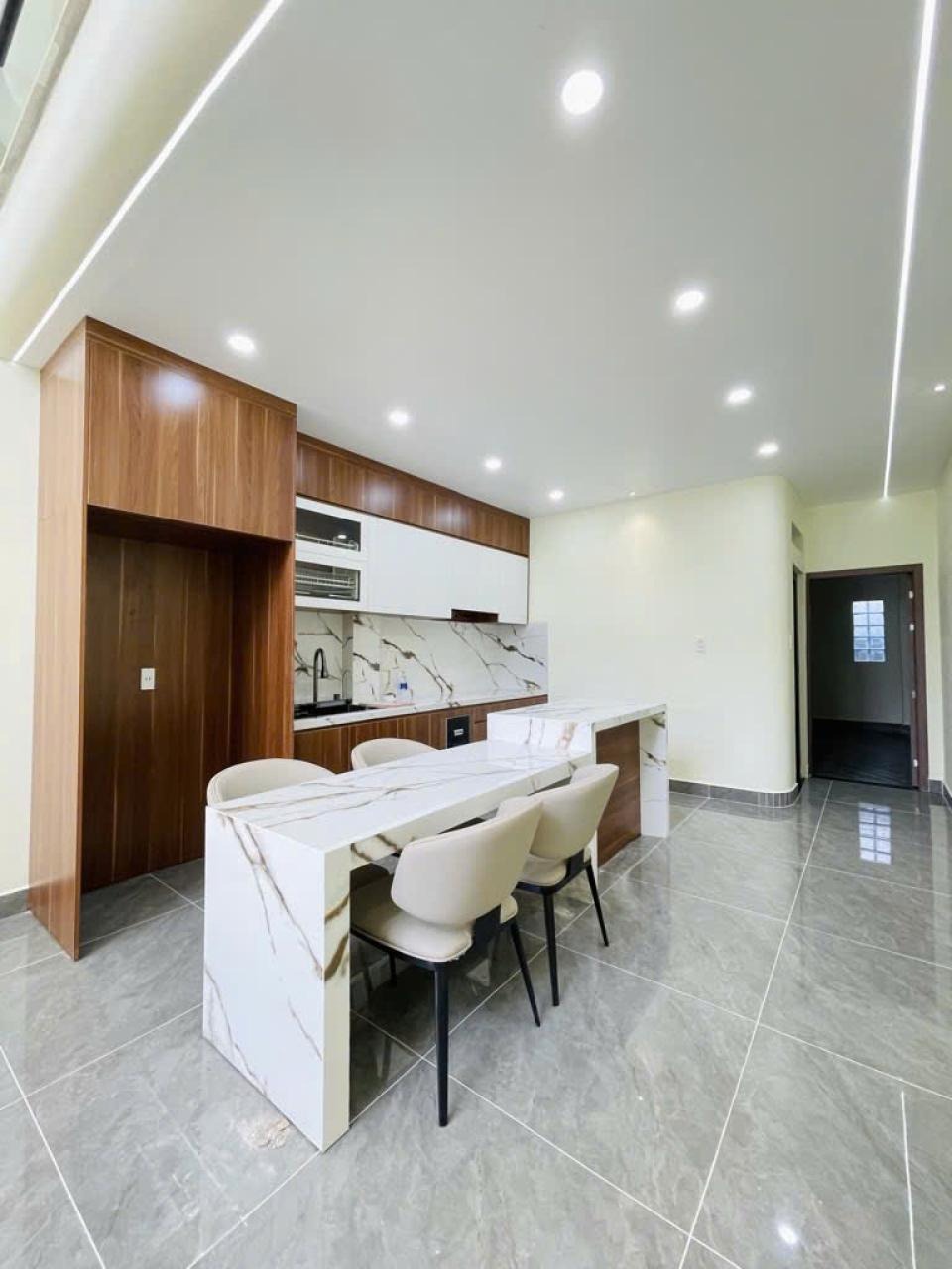Nhà Mới 2 Tầng, HXT 67m2, Vị Trí Đắc Địa Quận 12