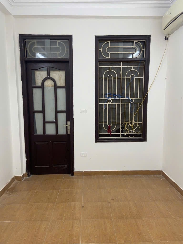 Bán Gấp Nhà Phố Hoàng Sâm 39m² Mặt Tiền 6.8m - Giá Hơn 8 Tỷ