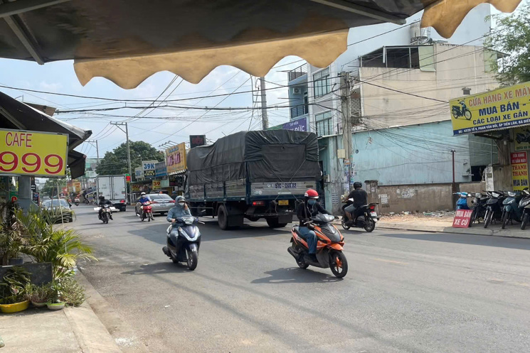 MẶT TIỀN KHỦNG 8x40M PHAN VĂN ĐỐI – CHO THUÊ 30TR/THÁNG CHỐT 17,5 TỶ