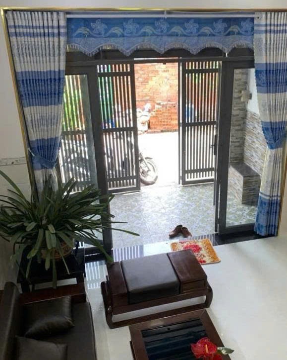 Bán nhà Hóc Môn - Mặt tiền 8m, 4x13m - Giá 3 tỷ TL - Pháp lý rõ ràng