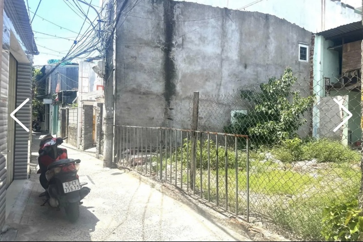 Lô đất kiệt Trưng Nữ Vương . DT:52m . Ngang hơn 6m