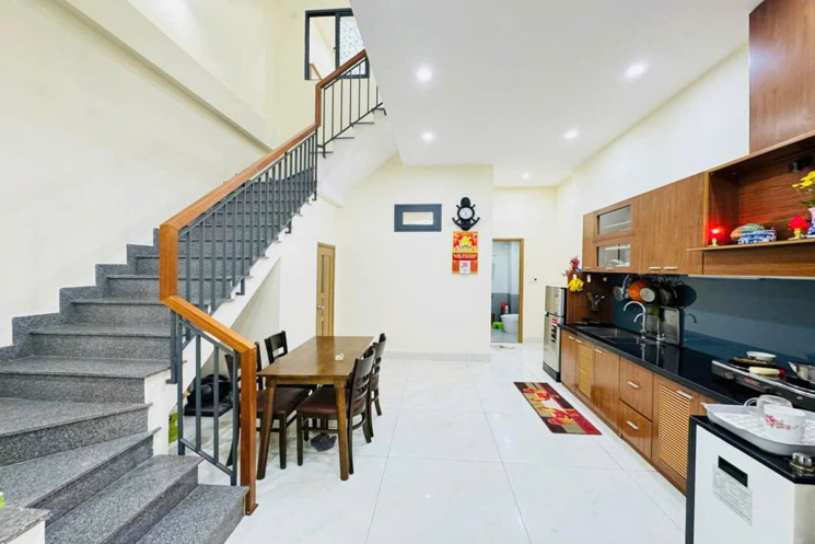 Nhà 3 tầng 3 Mê Kiệt ô tô Tôn Đản gần Chợ Hòa An – sát cầu vượt ngã 3 Huế