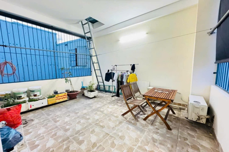 Nhà 3 tầng 3 Mê Kiệt ô tô Tôn Đản gần Chợ Hòa An – sát cầu vượt ngã 3 Huế