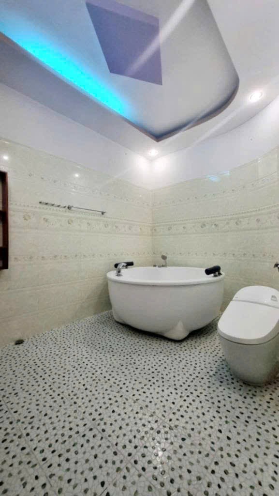 Nhà Mặt Tiền Khu Tên Lửa, Bình Tân - 4 Tầng, Full Nội Thất Gỗ Xịn