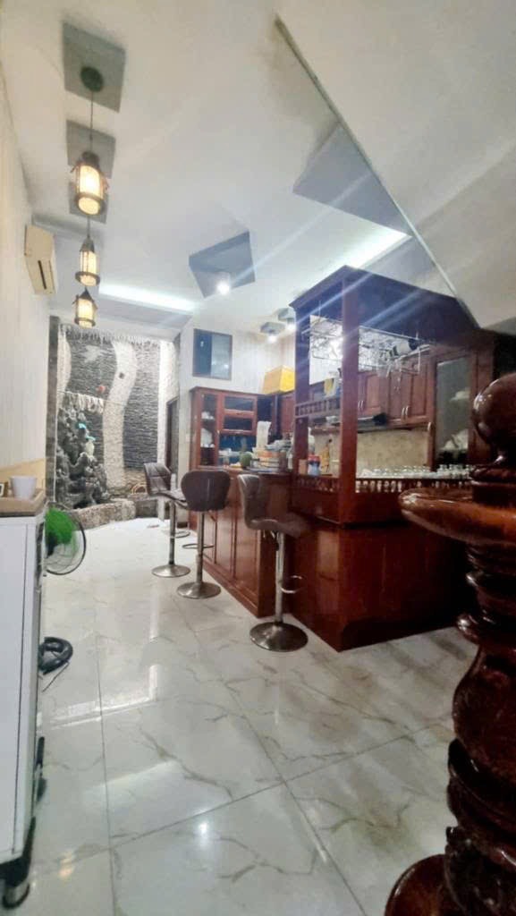 Nhà Mặt Tiền Khu Tên Lửa, Bình Tân - 4 Tầng, Full Nội Thất Gỗ Xịn