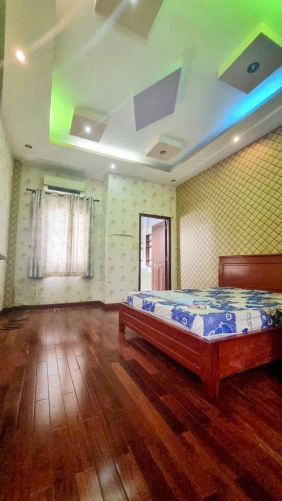 Nhà Mặt Tiền Khu Tên Lửa, Bình Tân - 4 Tầng, Full Nội Thất Gỗ Xịn