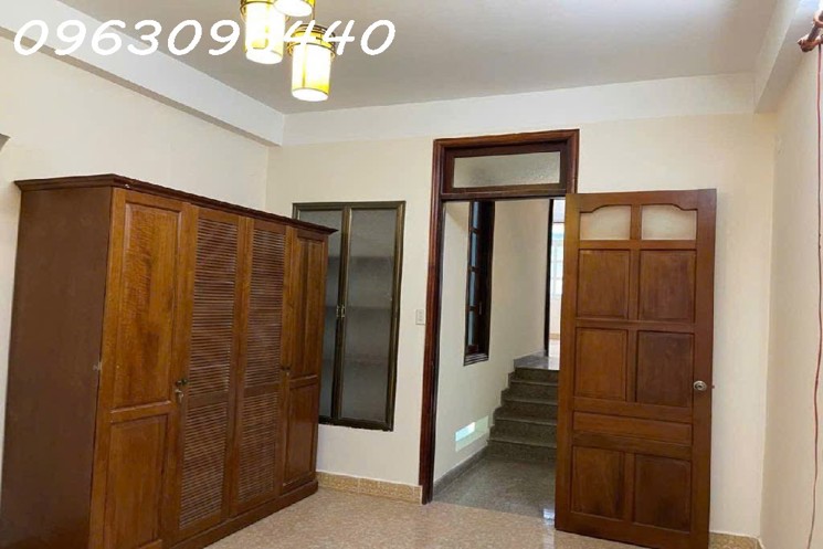 Nhà Mặt Phố Trần Xuân Soạn Q7, 4 Tầng, 52m2, Giá Chỉ 7.4 Tỷ, Sổ Đỏ Trao Tay!
