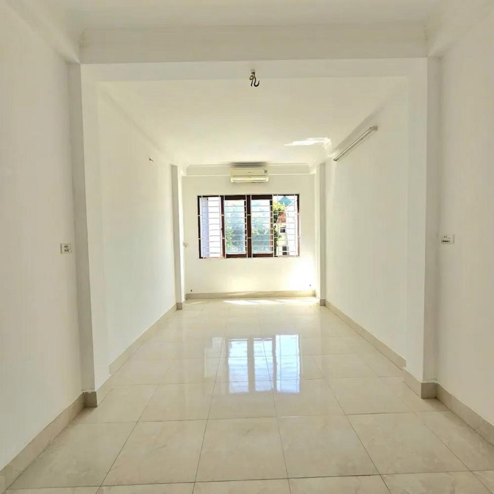 Bán Nhà Trung Tâm Cầu Giấy - Ngõ Thông Thoáng, Ô Tô Vào Nhà, Kinh Doanh Đỉnh Cao