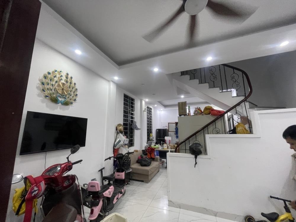 Bán nhà song phương Hoài Đức 42m2, 4.1 tỷ - Vị trí đẹp, giao dịch nhanh