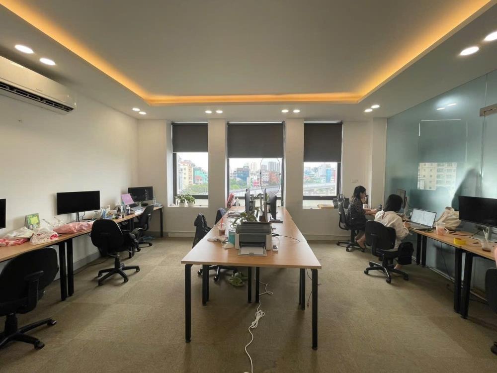 Cho thuê văn phòng, spa 60-240m2 Hoàng Cầu - Giá từ 17 triệu/tháng
