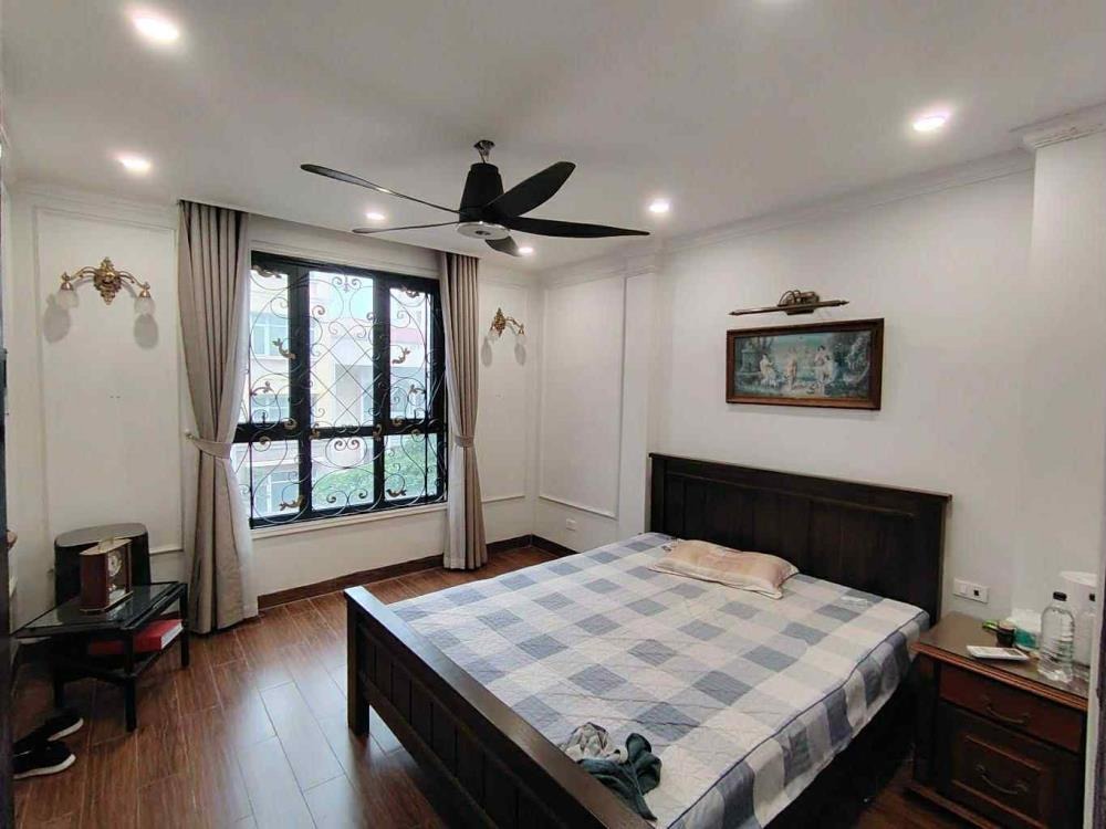 Nhà Phố Huế Giá Tốt: 56m2, 5 Tầng, Gần Ô Tô, 12 Tỷ