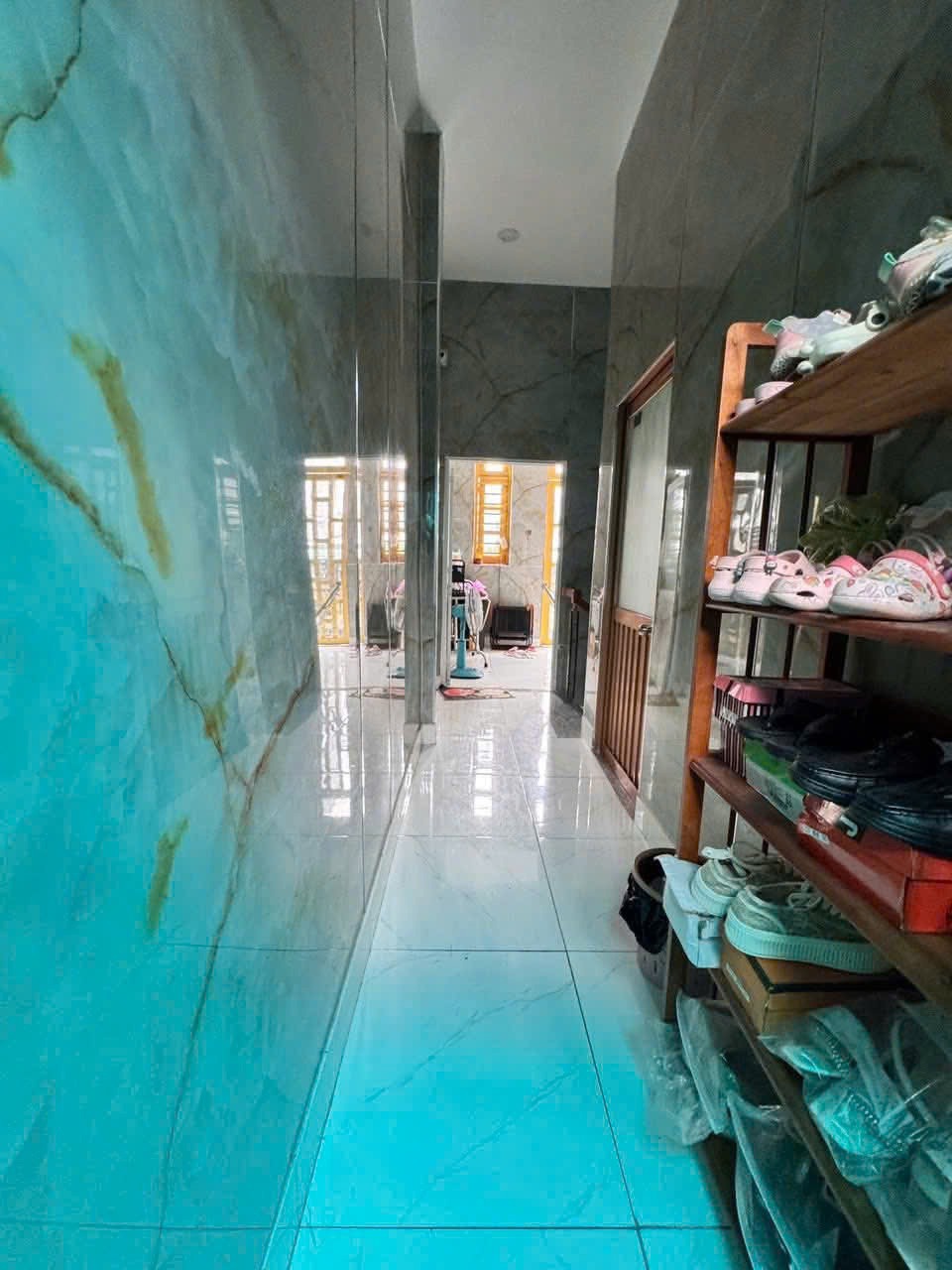 Nhà Đẹp 1 Lầu 3 Phòng Ngủ Quận 12 - Giá 3.97 Tỷ
