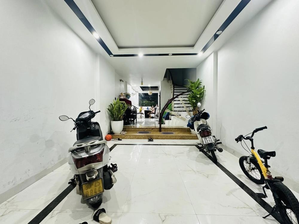 Vũ Hữu Từ Liêm - Phân Lô KD Oto Đỗ Cửa - 5 Tầng, 55m2, Giá Tốt Nhất Phố