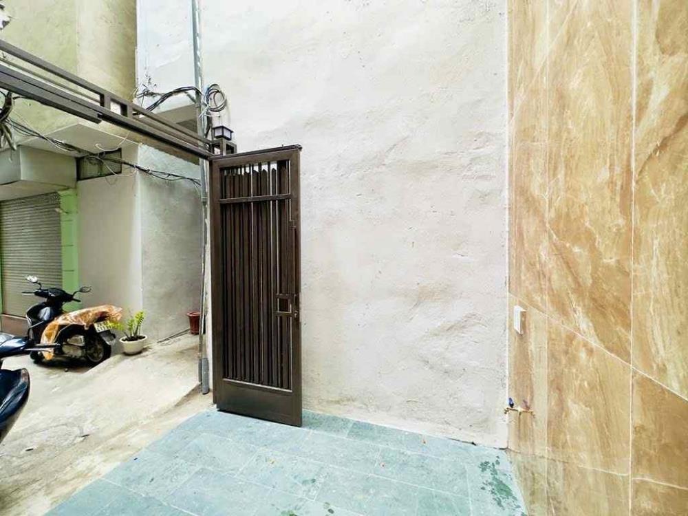 Nhà Phố Minh Khai: 50m2, Thang Máy, Xây Mới - Giá 12 Tỷ