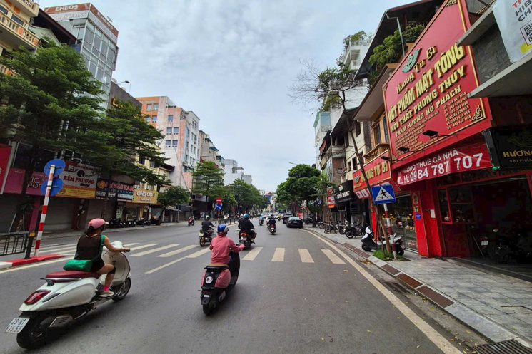 MỘT CĂN DUY NHẤT PHỐ TÔN ĐỨC THẮNG, VĂN  MIẾU CHỦ HẠ NHANH KHÔNG PHANH 
PHỐ CHÍNH PHỐ VIP CON PHỐ
