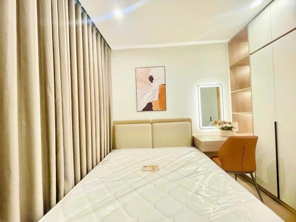 Bán Căn Hộ 2PN, 1 View Biển Hồ - VinHomes Smart City - Full Nội Thất Cao Cấp