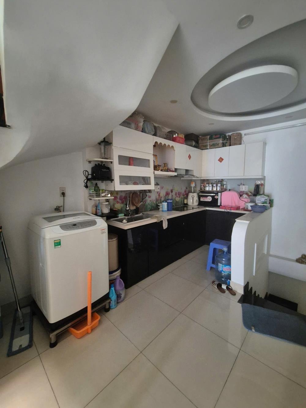 Bán nhà mặt tiền 4 tầng Bình Tân - Giá Tốt, Vị Trí Đắc Địa