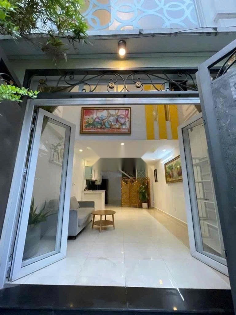 Cho Thuê Nhà Nguyên Căn, Cao Cấp, 3PN, Gần Chợ Bà Chiểu, Bình Thạnh