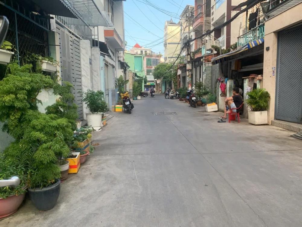 Bán Nhà Khuôn Việt, Tân Phú: 96m2, 4 Tầng, 12 Tỷ Thương Lượng