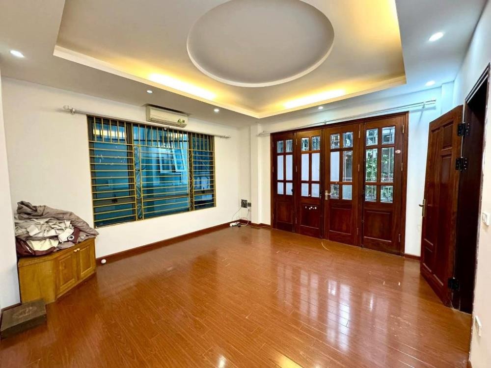 Vương Thừa Vũ - Phân Lô Quân Đội - Lô Góc 5 Tầng - Kinh Doanh