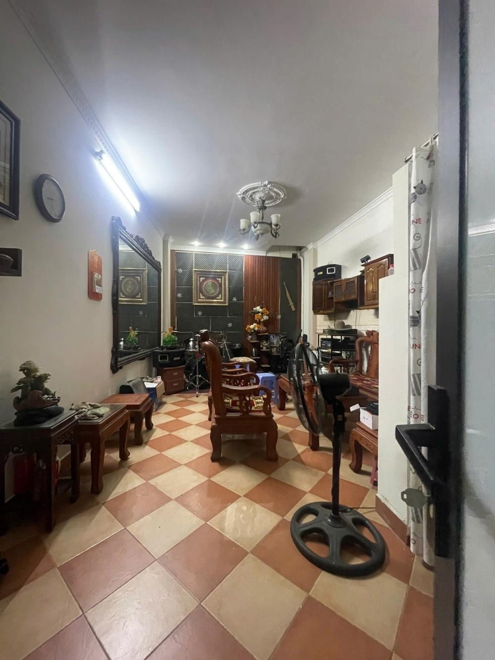 Yên Hòa - Nhà 5 Tầng, 60m2, Mặt Tiền 4.2m - 14.2 Tỷ - Lợi Nhuận Cao
