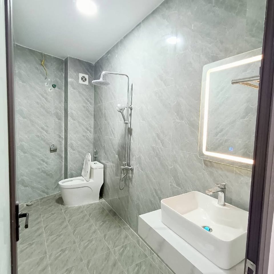 🔥 Bán nhà phúc lợi full nội thất, ô tô đỗ cửa - Long Biên 🔥