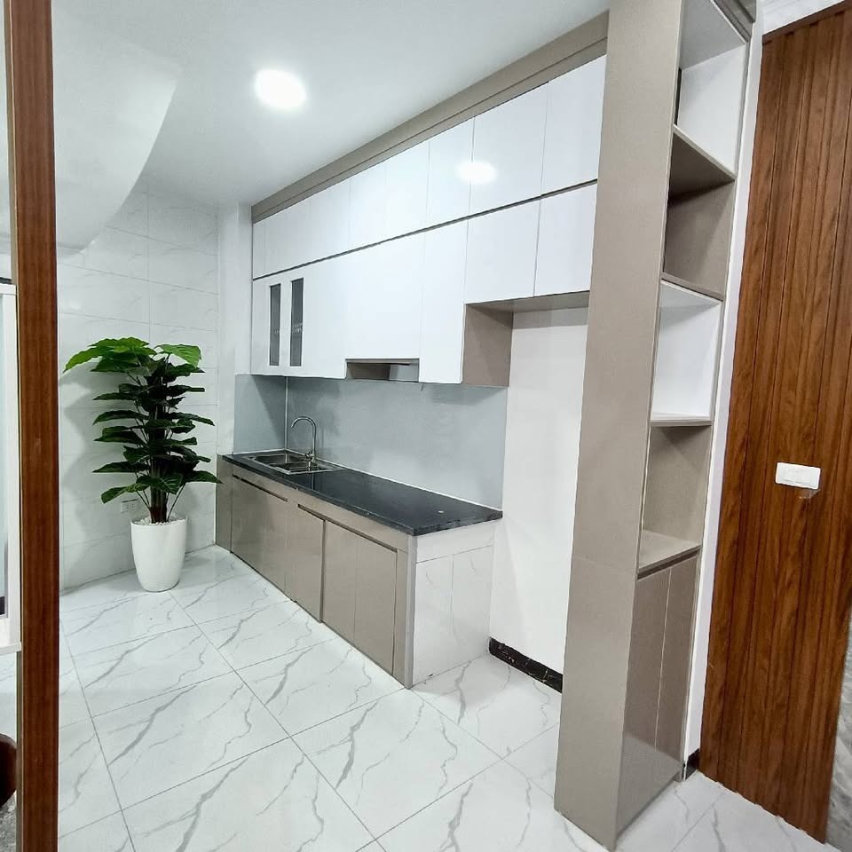 🔥 Bán nhà phúc lợi full nội thất, ô tô đỗ cửa - Long Biên 🔥