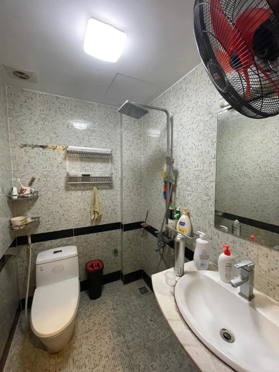 Bán nhà Thanh Xuân 60m2, 5 tầng, Ô Tô Đỗ Cửa, 7 Tỷ