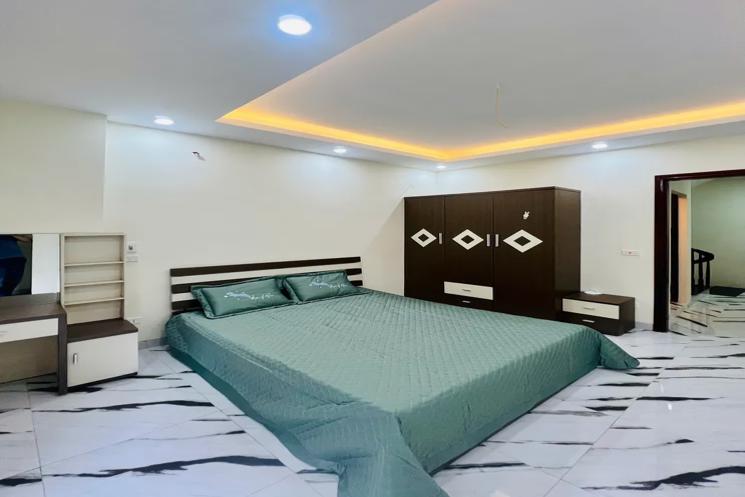 Bán nhà Yên Bình, Hà Đông 37mx5 tầng, Lô Góc, Ô tô tránh, kinh doanh tốt 6.1 tỷ