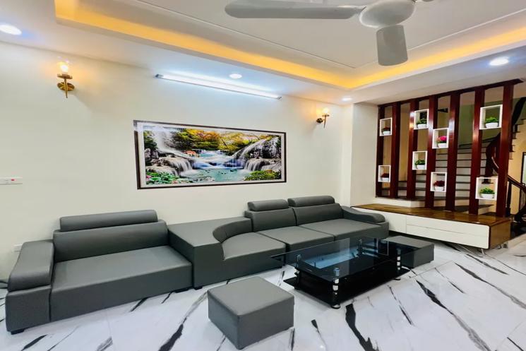 Bán nhà Yên Bình, Hà Đông 37mx5 tầng, Lô Góc, Ô tô tránh, kinh doanh tốt 6.1 tỷ