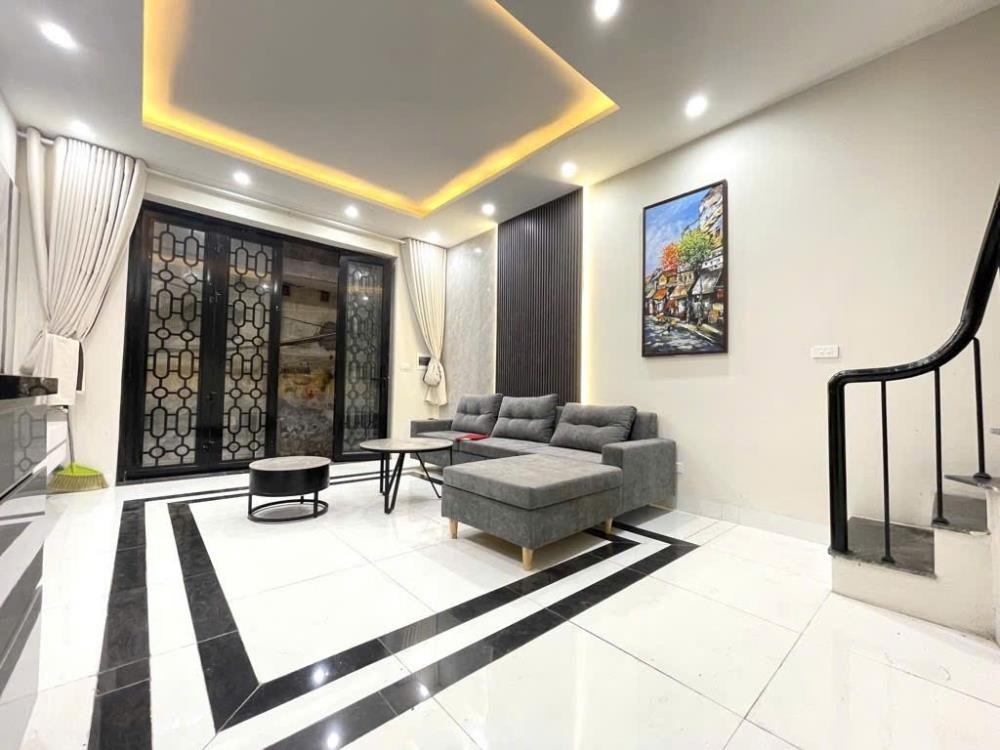 Nhà đẹp nhỏ tiền Đội Cấn - 10m ra mặt phố - Giá 7.85 tỷ