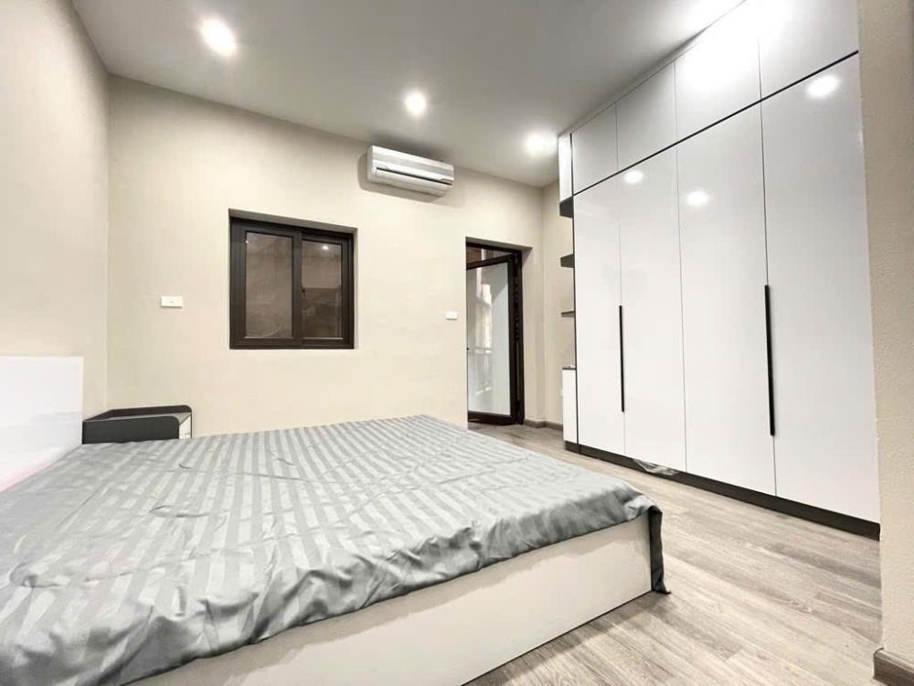 Nhà đẹp nhỏ tiền Đội Cấn - 10m ra mặt phố - Giá 7.85 tỷ