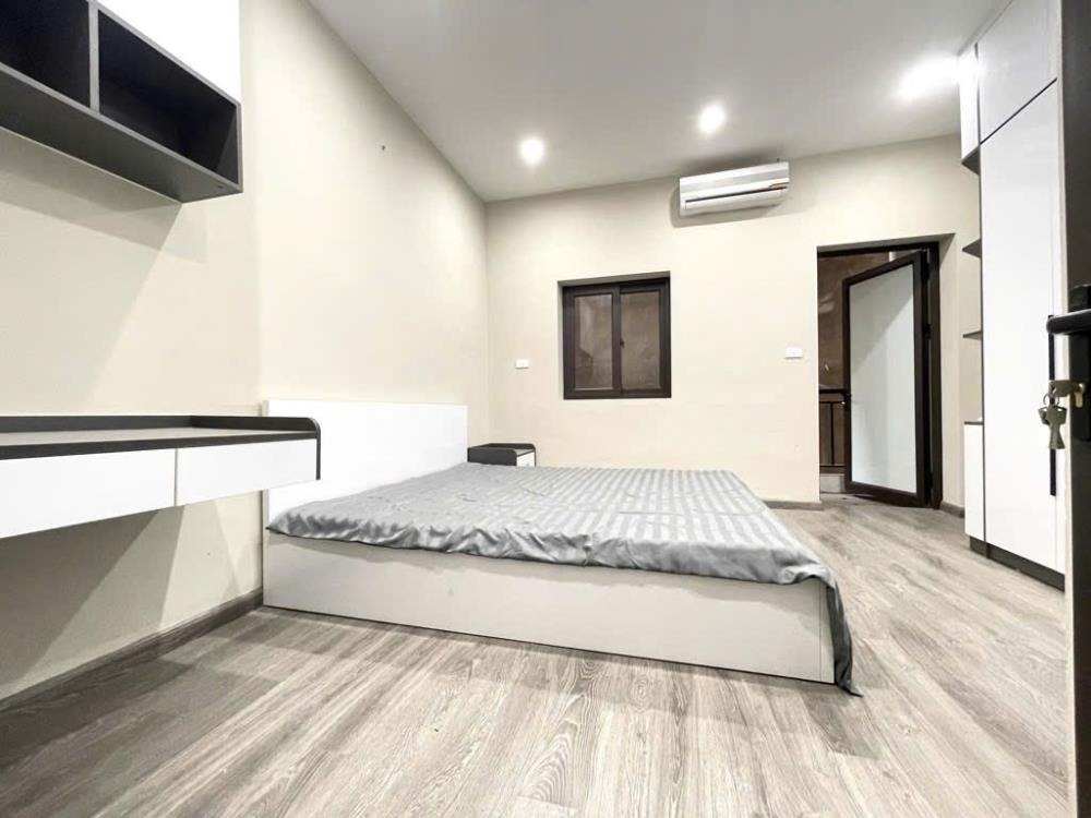 Nhà đẹp nhỏ tiền Đội Cấn - 10m ra mặt phố - Giá 7.85 tỷ