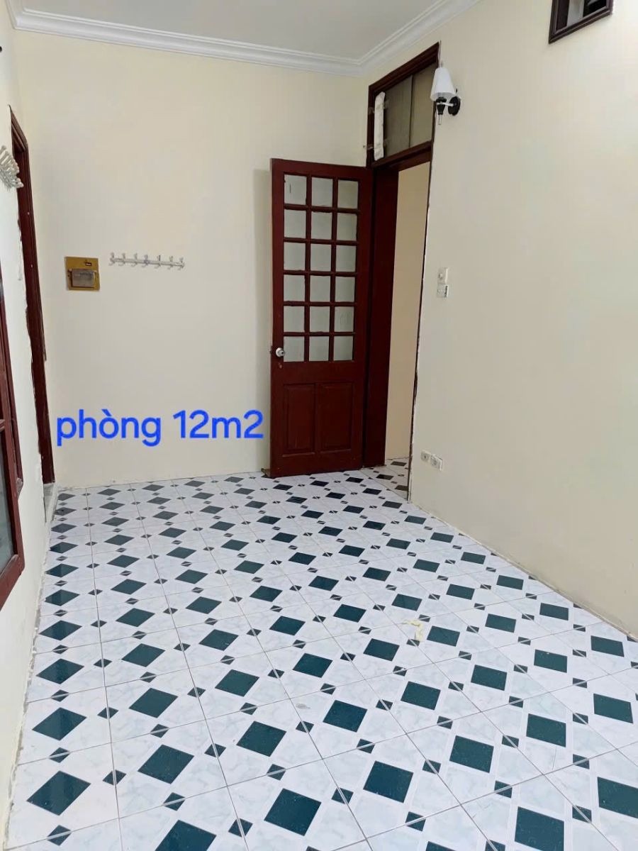 Cho Thuê Nhà Mặt Phố Khâm Thiên - Văn Phòng, Giao Dịch - Giá Tốt