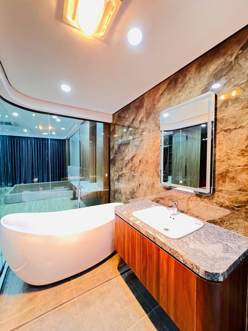 Bán nhà mặt phố Tô Hiến Thành, Văn Quán - 57m2, 4 tầng, giá 12.8 tỷ