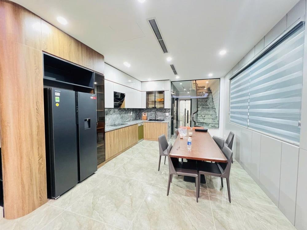 Bán nhà mặt phố Tô Hiến Thành, Văn Quán - 57m2, 4 tầng, giá 12.8 tỷ