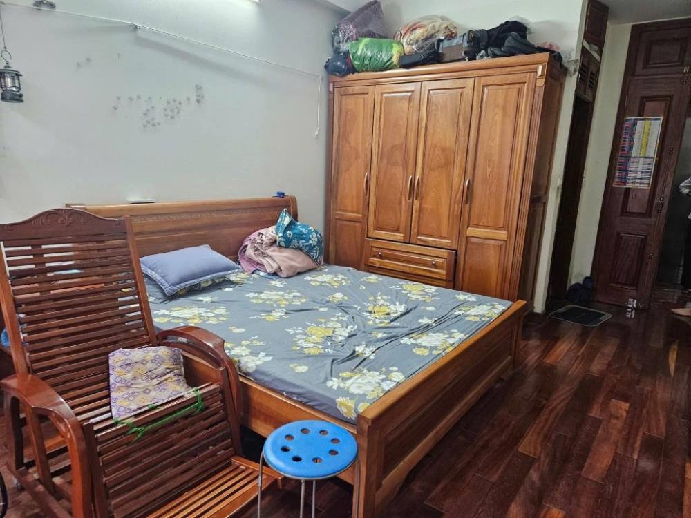 Bán Nhà Mặt Phố 7 Tầng Thang Máy, Kinh Doanh Đỉnh Cao - Phố Đào Tấn, Ba Đình