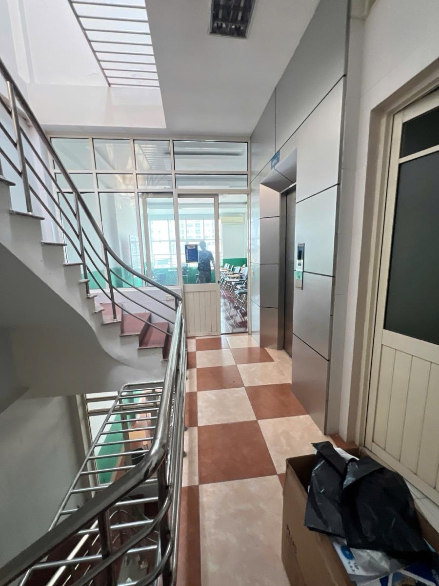 Siêu Hiếm: Nhà Phố Nguyễn Tuân - Thanh Xuân - 61m2 x 8 Tầng - Ô Tô Tránh