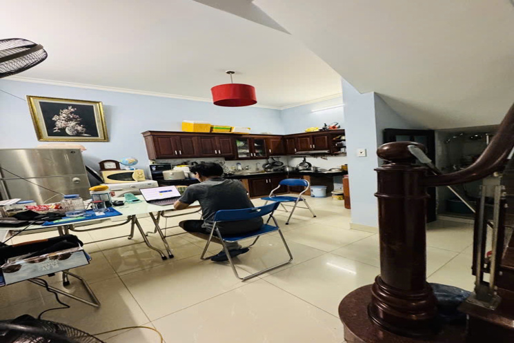 NHÀ LẠC LONG QUÂN XÂY CHẮC CHẮN - LÔ GÓC -OTO TRÁNH - KINH DOANH ĐỈNH - 71M2 GIÁ NHỈNH 16 TỶ