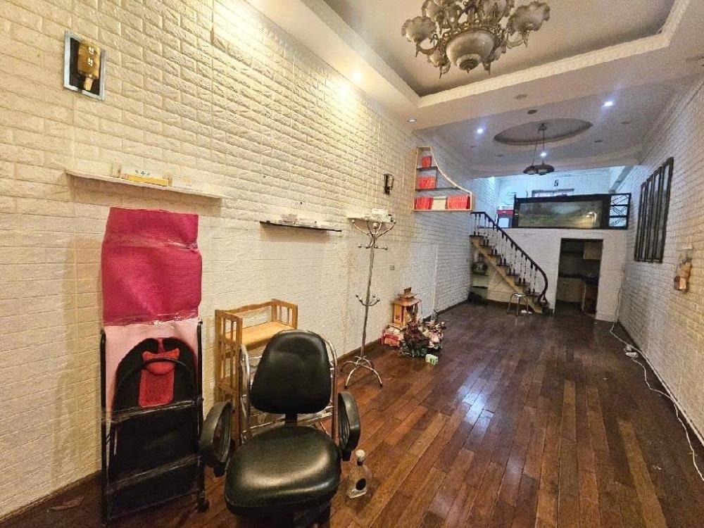 Nhà 3 Tầng Mặt Phố Huế - Vị Trí Đẹp, Kinh Doanh Đắt - 15 Tỷ